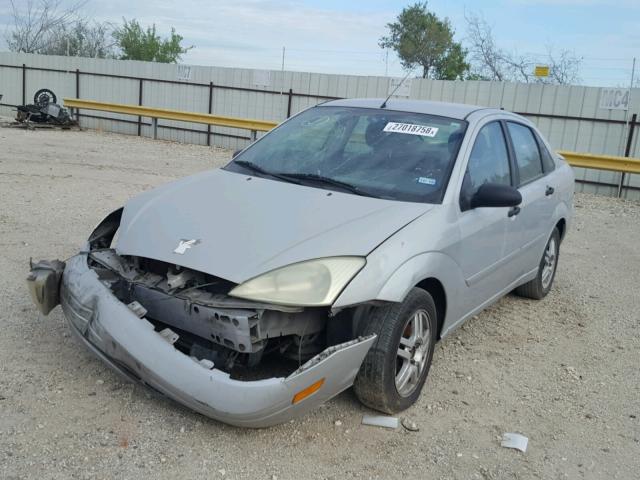 1FAFP34331W330540 - 2001 FORD FOCUS SE SILVER photo 2