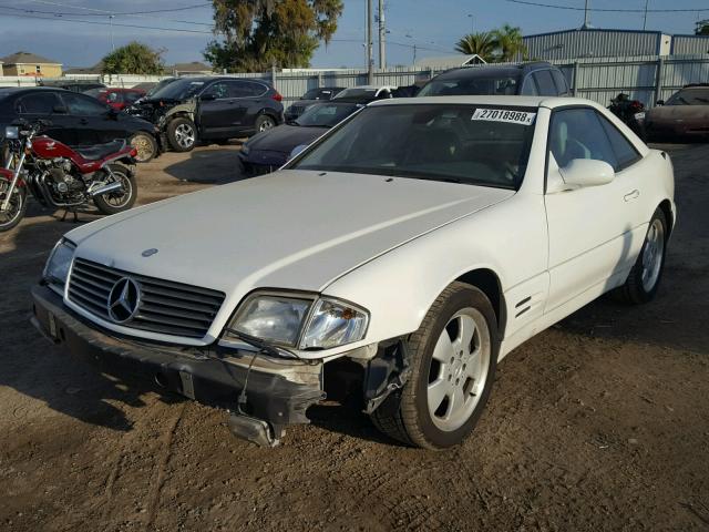 WDBFA68F6XF177306 - 1999 MERCEDES-BENZ SL 500 WHITE photo 2