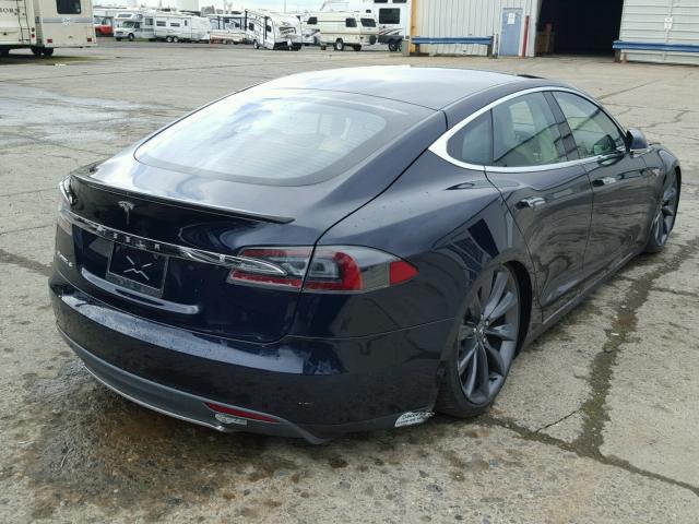 5YJSA1DP4CFP02895 - 2012 TESLA MODEL S BLUE photo 4