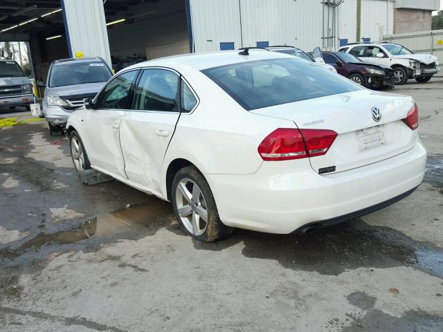 1VWAT7A32FC114082 - 2015 VOLKSWAGEN PASSAT S WHITE photo 3