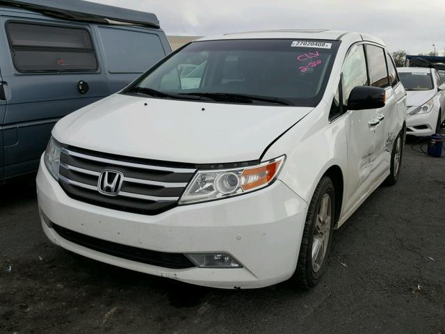 5FNRL5H99BB023330 - 2011 HONDA ODYSSEY TO WHITE photo 2