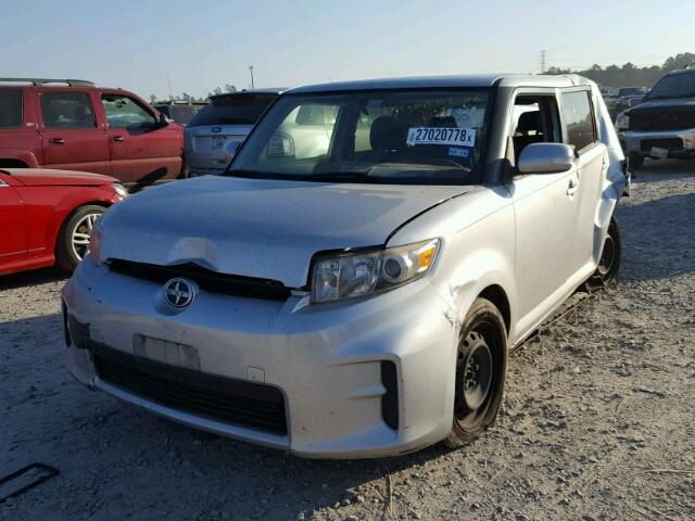 JTLZE4FEXCJ029821 - 2012 TOYOTA SCION XB SILVER photo 2