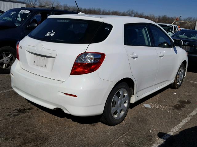 2T1KU40E59C108097 - 2009 TOYOTA COROLLA MA WHITE photo 4