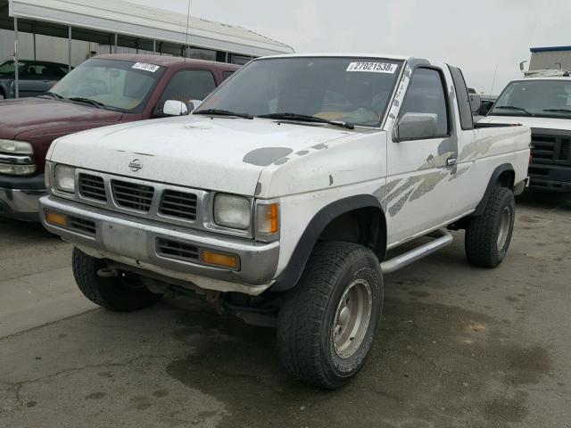 1N6HD16Y5SC346117 - 1995 NISSAN TRUCK KING WHITE photo 2