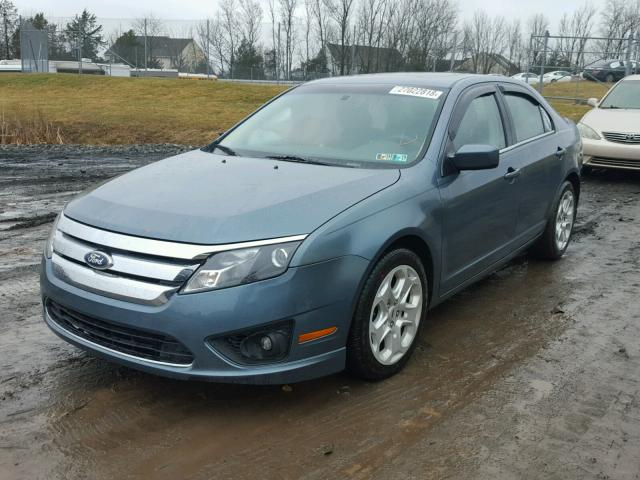 3FAHP0HA1BR136674 - 2011 FORD FUSION SE BLUE photo 2