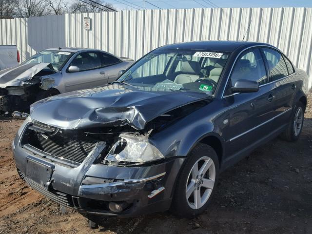 WVWRH63B04P095768 - 2004 VOLKSWAGEN PASSAT GLX GRAY photo 2