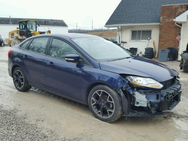 1FAHP3F2XCL118512 - 2012 FORD FOCUS SE BLUE photo 1