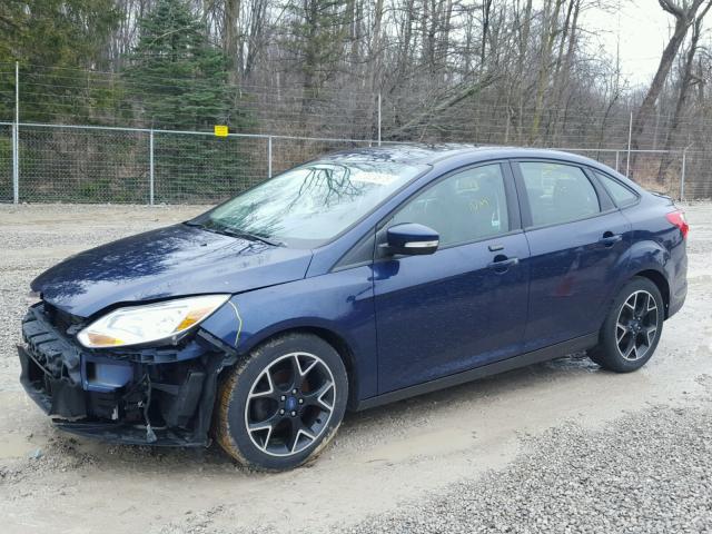 1FAHP3F2XCL118512 - 2012 FORD FOCUS SE BLUE photo 2