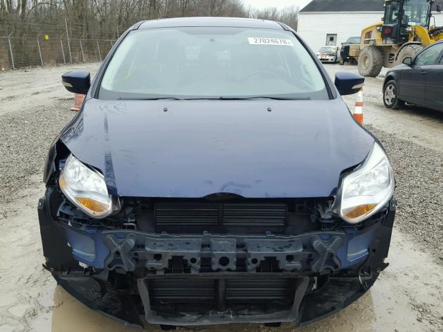 1FAHP3F2XCL118512 - 2012 FORD FOCUS SE BLUE photo 9