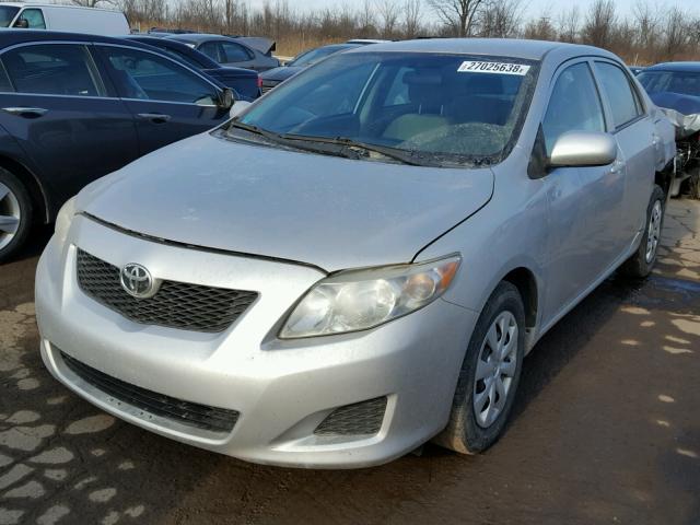 2T1BU40EX9C167615 - 2009 TOYOTA COROLLA BA SILVER photo 2