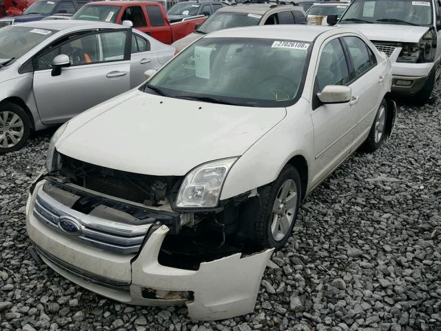 3FAHP07Z19R134151 - 2009 FORD FUSION SE WHITE photo 2