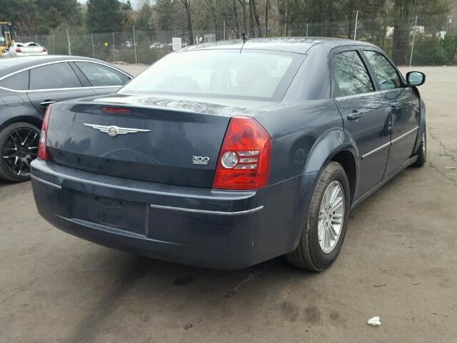 2C3KA53G48H255693 - 2008 CHRYSLER 300 TOURIN GRAY photo 4