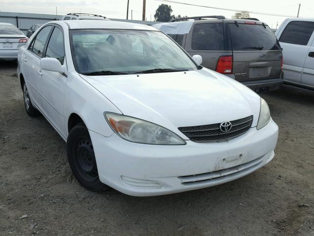 4T1BE32K04U351561 - 2004 TOYOTA CAMRY LE WHITE photo 1