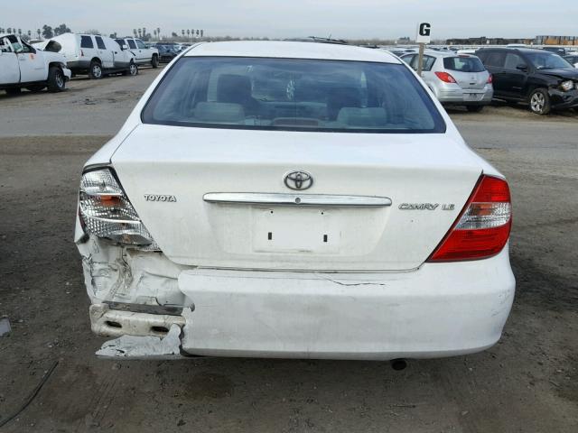 4T1BE32K04U351561 - 2004 TOYOTA CAMRY LE WHITE photo 9