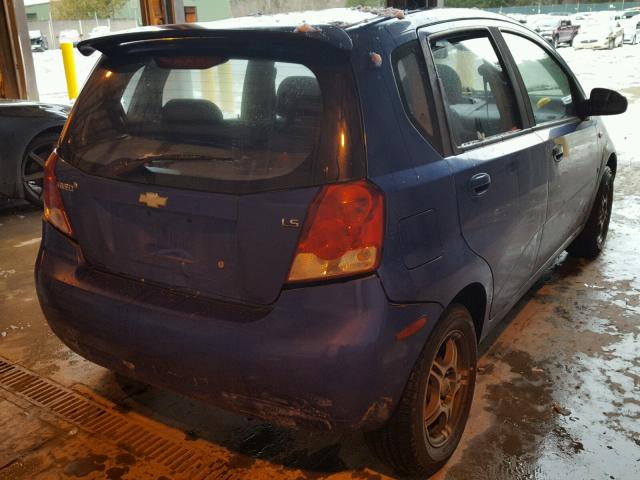 KL1TD66637B745881 - 2007 CHEVROLET AVEO BASE BLUE photo 4