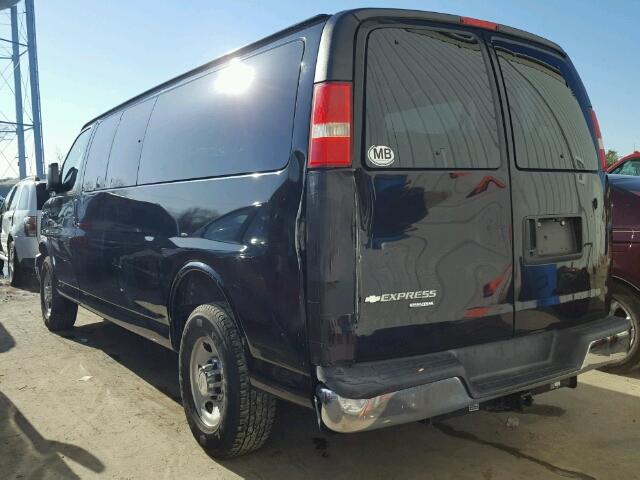 1GAHG39UX71141693 - 2007 CHEVROLET EXPRESS G3 BLACK photo 3