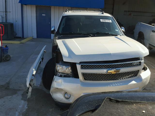 1GNFK33099R292880 - 2009 CHEVROLET TAHOE K150 CREAM photo 9