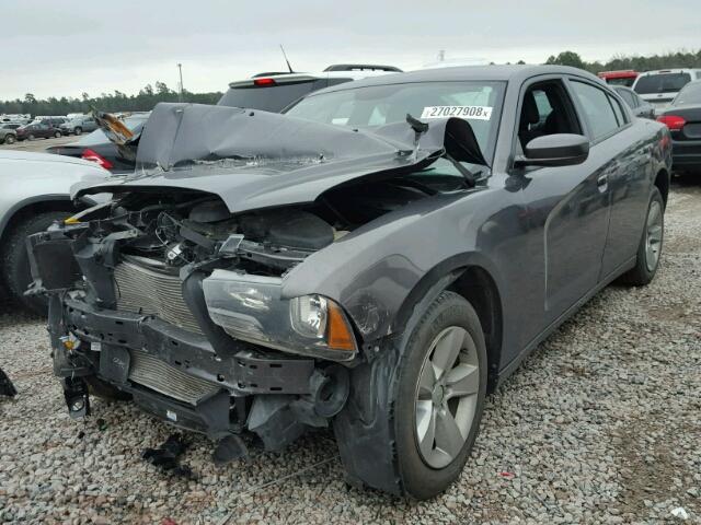 2C3CDXBG4EH349139 - 2014 DODGE CHARGER SE GRAY photo 2