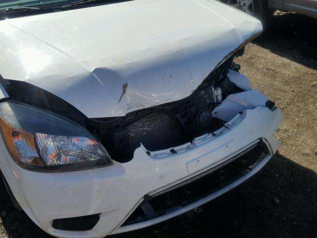 KNADH4A31A6621589 - 2010 KIA RIO LX Սպիտակ լուսանկար 9