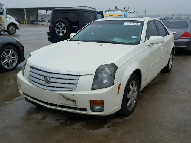 1G6DP577870125063 - 2007 CADILLAC CTS HI FEA WHITE photo 2