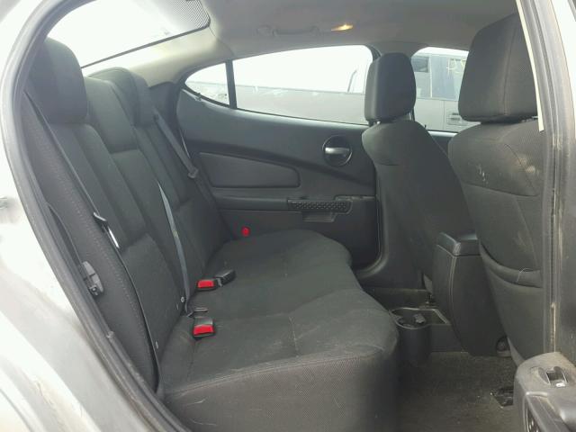 2G2WP552661252575 - 2006 PONTIAC GRAND PRIX SILVER photo 6