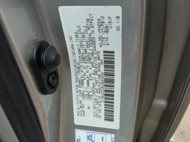 5TDBA23C04S024938 - 2004 TOYOTA SIENNA LE SILVER photo 10