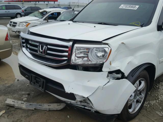 5FNYF3H75CB044151 - 2012 HONDA PILOT EXLN WHITE photo 9