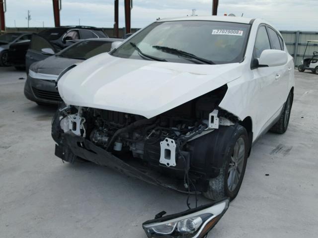 KM8JT3AF8FU069290 - 2015 HYUNDAI TUCSON GLS WHITE photo 2