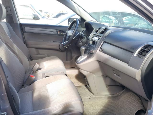 JHLRE38388C009163 - 2008 HONDA CR-V LX SILVER photo 5