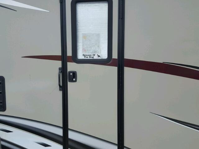 4YDT28929GK412438 - 2016 KEYSTONE PASSPORT TWO TONE photo 5