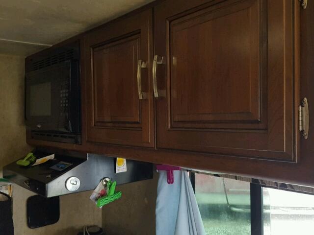 4YDT28929GK412438 - 2016 KEYSTONE PASSPORT TWO TONE photo 8