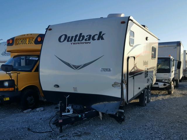 4YDT21020FB451986 - 2015 OUTB TRAVEL TRL 白色 照片 2