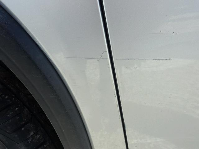 1GKLRMED7AJ106225 - 2010 GMC ACADIA SLT ვერცხლისფერი ფოტო 9