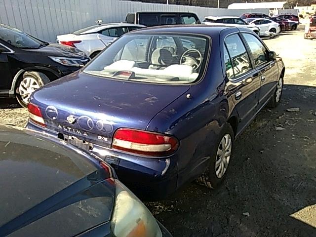 1N4BU31D2SC139036 - 1995 NISSAN ALTIMA XE BLUE photo 4