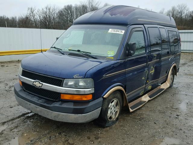 1GBFG15T441154942 - 2004 CHEVROLET EXPRESS G1 BLUE photo 2