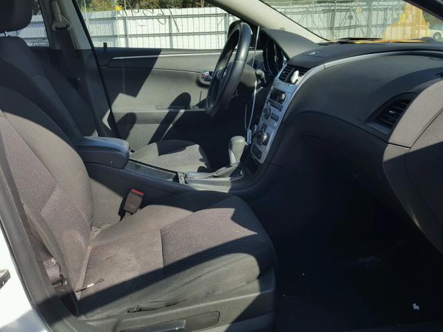1G1ZC5E06CF132274 - 2012 CHEVROLET MALIBU 1LT 白色 照片 5