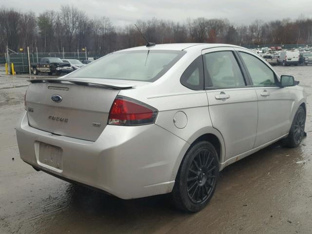 1FAHP3GN7AW125650 - 2010 FORD FOCUS SES SILVER photo 4