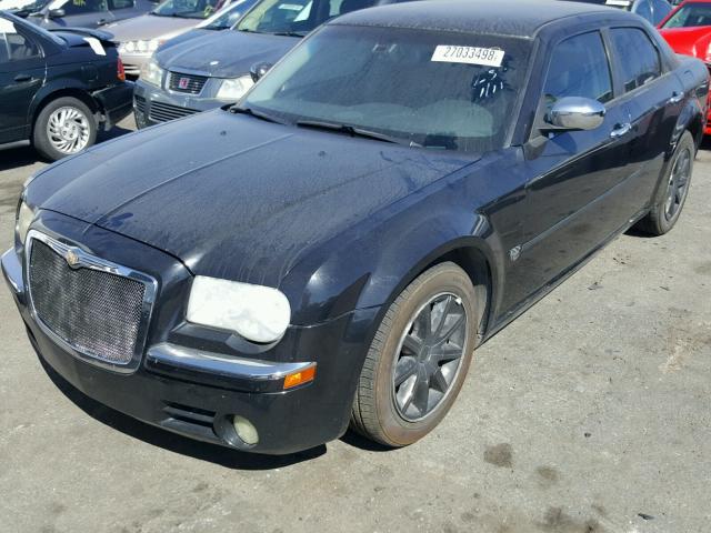 2C3LA63H57H871730 - 2007 CHRYSLER 300C BLACK photo 2