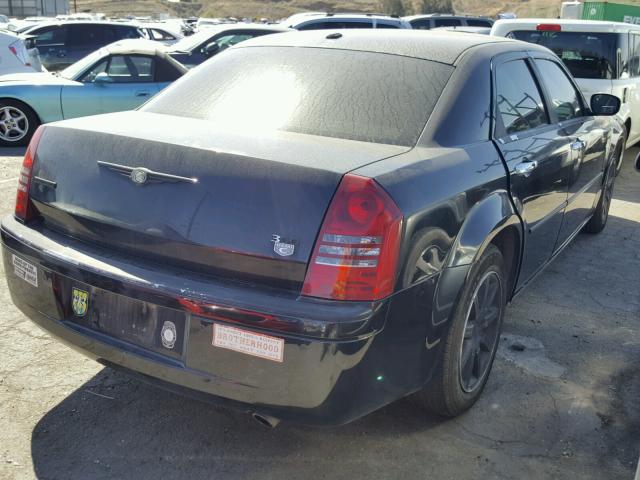 2C3LA63H57H871730 - 2007 CHRYSLER 300C BLACK photo 4