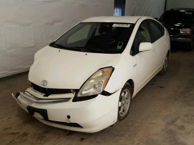 JTDKB20U383416720 - 2008 TOYOTA PRIUS WHITE photo 2