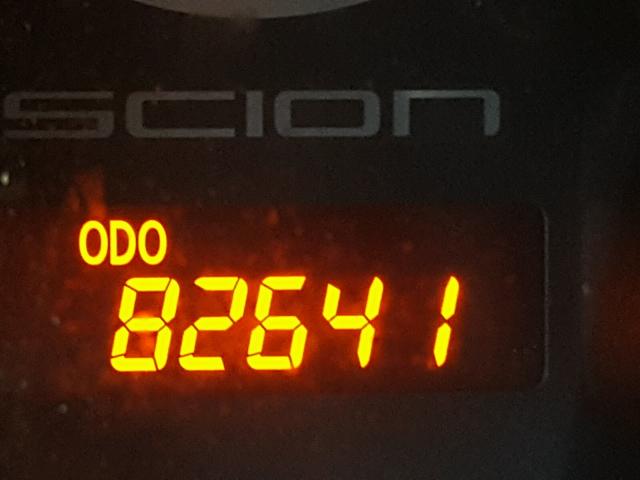 JTKJF5C70B3004147 - 2011 TOYOTA SCION TC 黑色 照片 8