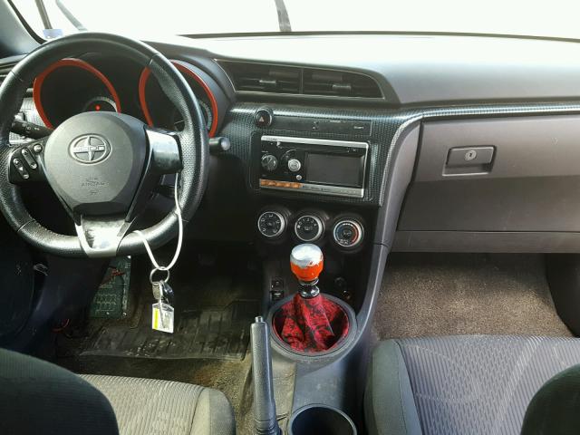 JTKJF5C70B3004147 - 2011 TOYOTA SCION TC 黑色 照片 9