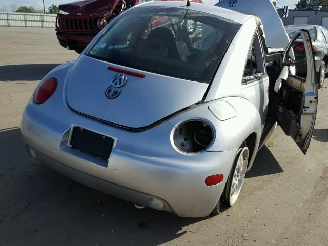 3VWCK21C11M479049 - 2001 VOLKSWAGEN NEW BEETLE SILVER photo 4