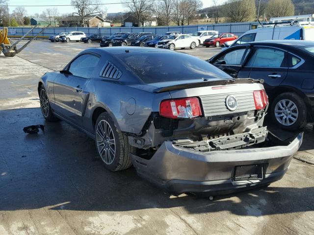 1ZVBP8CH6A5102263 - 2010 FORD MUSTANG GT GRAY photo 3