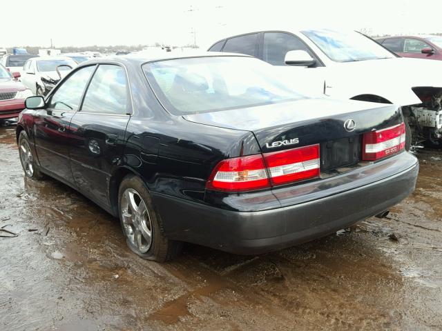 JT8BF28GX15112182 - 2001 LEXUS ES 300 BLACK photo 3