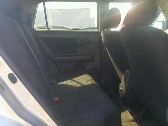 JTLKE50EX81035481 - 2008 TOYOTA SCION XB SILVER photo 6