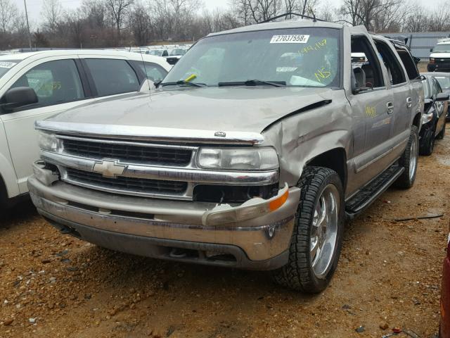 3GNEC16Z12G262852 - 2002 CHEVROLET SUBURBAN C GRAY photo 2