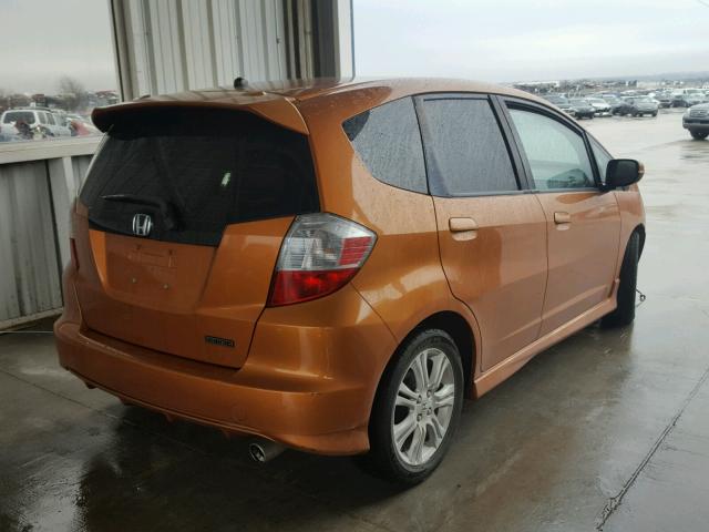 JHMGE88499S066388 - 2009 HONDA FIT SPORT ORANGE photo 4