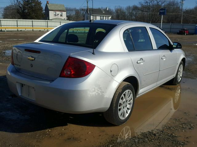 1G1AT58H197181545 - 2009 CHEVROLET COBALT LT SILVER photo 4