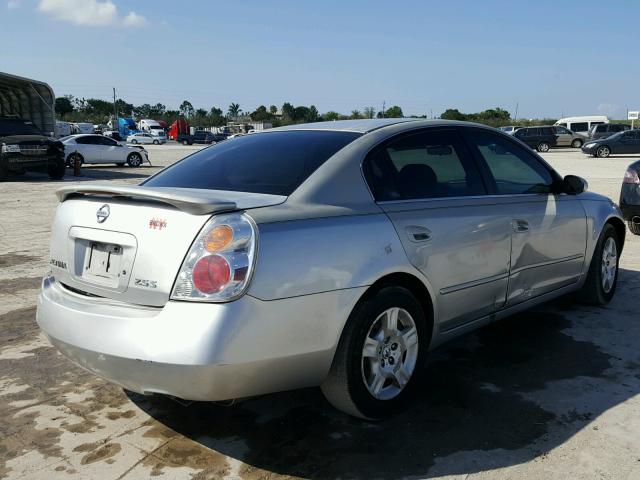 1N4AL11D54C195641 - 2004 NISSAN ALTIMA BAS SILVER photo 4